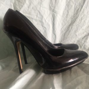 Jessica Simpson Black Pumps